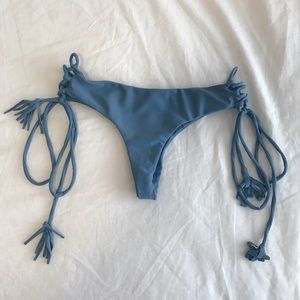 KAOHS blue tie bottoms!
